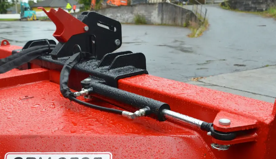 pic_IGLAND SBV 2270 SlideFlex Snow blower__11842_DSC_4763-Version-2-e1505810541198-scaled.jpg