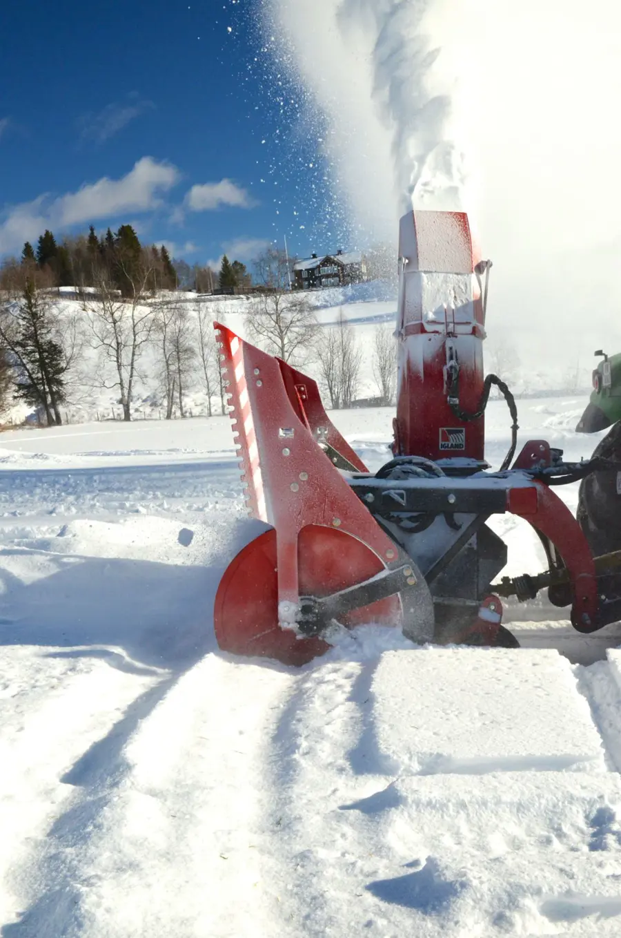 pic_IGLAND SB 2690 Snow blower__540_dsc_4382-version-2.jpg