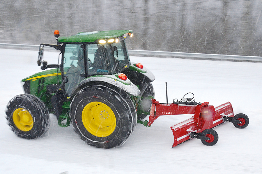 pic_IGLAND RB 2555__Rb 2555 Action